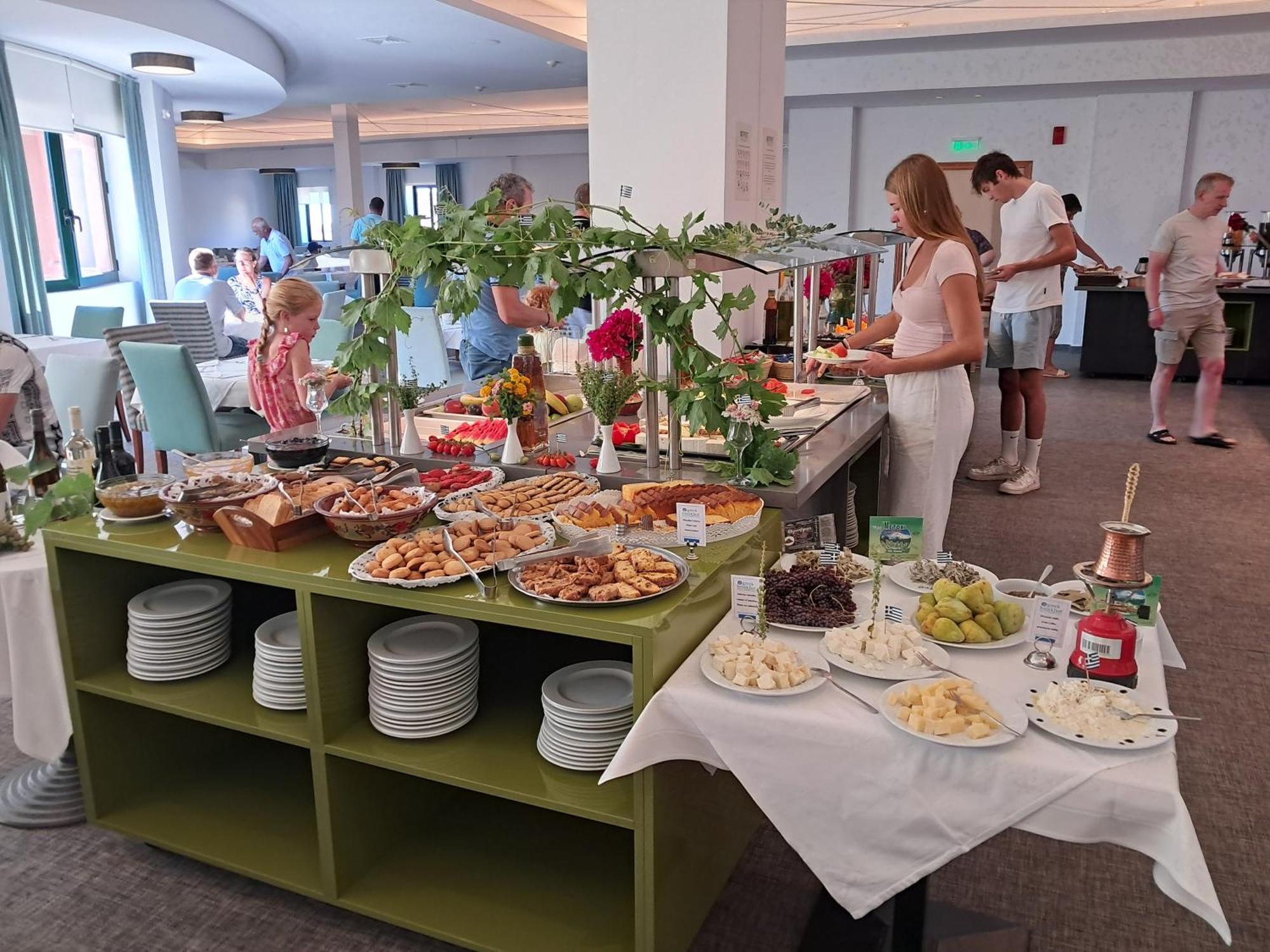 Mediterranean Beach Resort Laganas Dış mekan fotoğraf